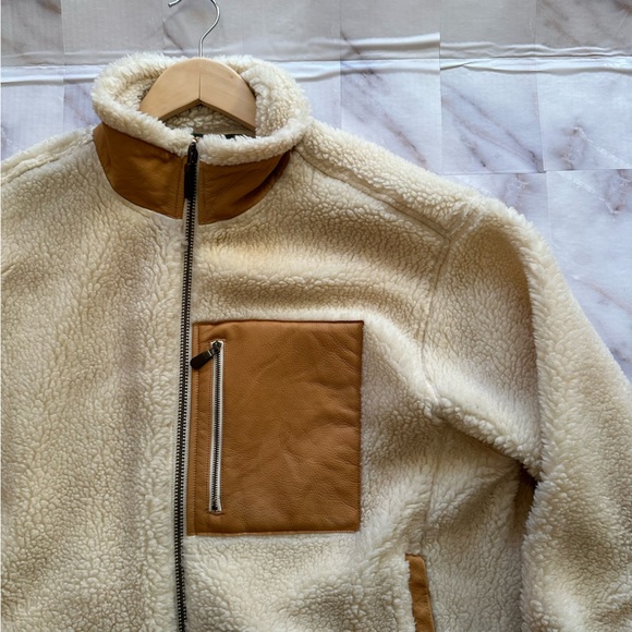 Orvis Beige Sherpa Fleece Leather Trim Full-Zip Long Sleeve Full Zip - Picture 6 of 13